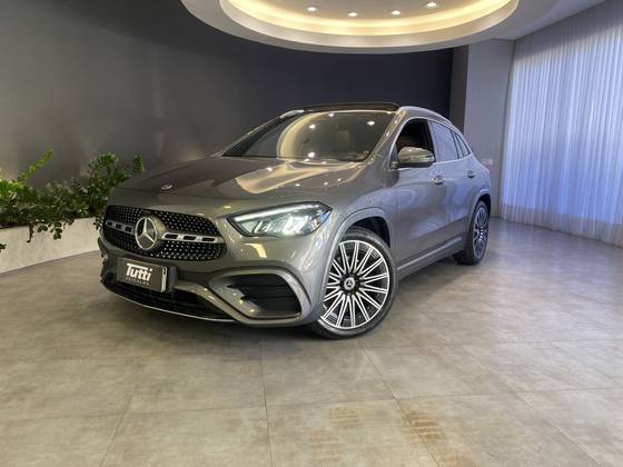 MERCEDES-BENZ GLA 200 1.3 MHEV AMG LINE 7G-DCT MERCEDES-BENZ GLA 200 1.3 MHEV AMG LINE 7G-DCT